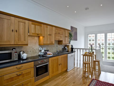 Upper Knutsford Apartment in Exmouth