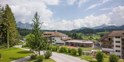 Property building, Spring, Day, Mountain view