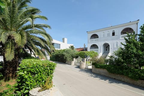 Apartments Udovicic HH Bed and Breakfast in Pula
