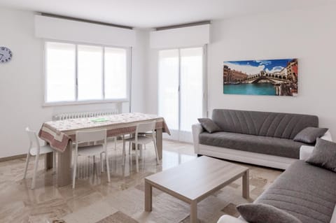 Appartamento Le Barche 2 Condo in Venice