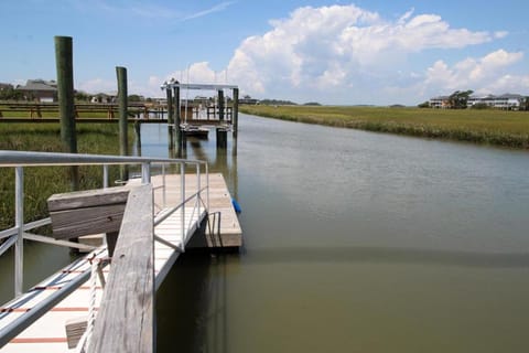 475 Tarpon Blvd House in Fripp Island