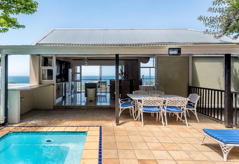 Beachhaven Villa with Inverter & Solar Haus in KwaZulu-Natal