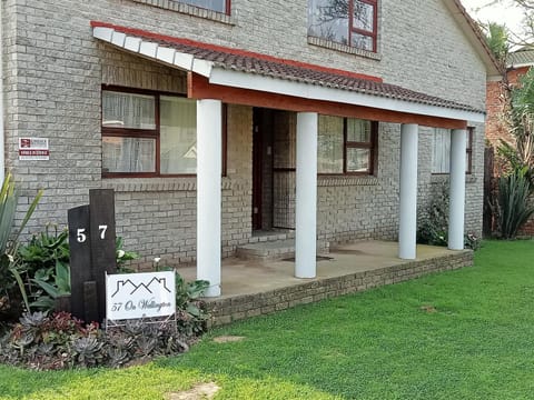 57 On Wellington Accommodation Bed and Breakfast in Port Elizabeth