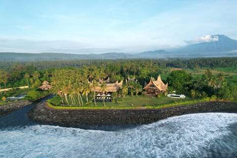 Property building, Natural landscape, Sea view