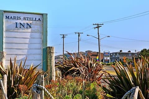 Top Town Condo at Maris Stella House in Ocean Shores