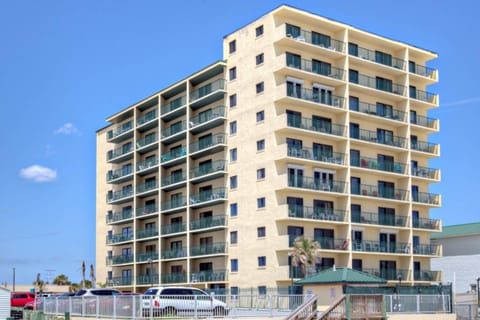 Sunglow Resort Condo Unit #204 Casa in Daytona Beach Shores