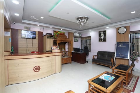 OYO Flagship 27030 Hotel Blue Bell Hotel in Bhubaneswar