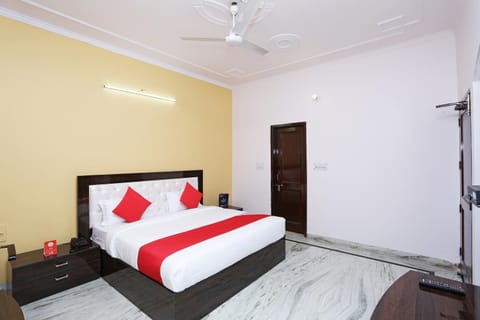 OYO Heritage Residency Hotel in New Delhi