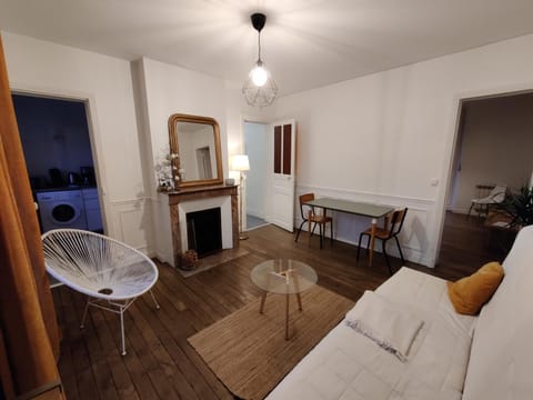 Appartement cosy à 10 min à pieds de la gare Apartment in Reims