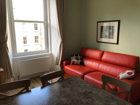 Murrayfield Spacious 2-bedroom apartment Apartment in Edinburgh