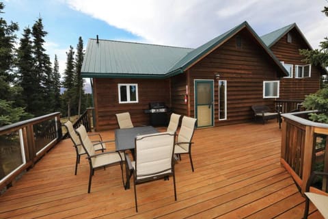 3 Bedroom Home with Amazing Views 11 mi from Denali Maison in Healy