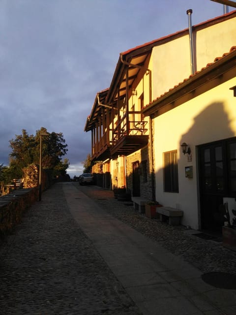 Falagueira House in Monforte de Lemos