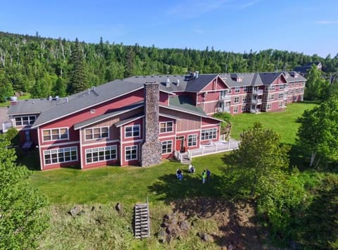 Cove Point Lodge Resort in Beaver Bay