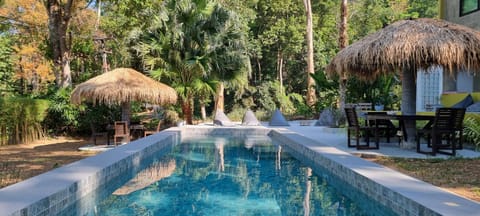 Lazy Republique Resort in Koh Chang Tai
