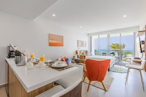 Azure Beach Residences Condo in Noord