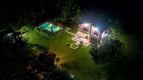 Property building, Night, Bird's eye view