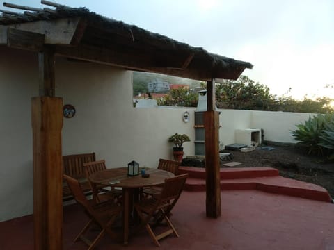 Patio, Garden view