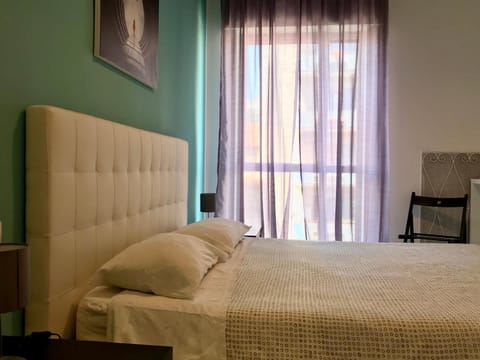 ROOM 110 BARI -guesthouse- Bed and Breakfast in Bari