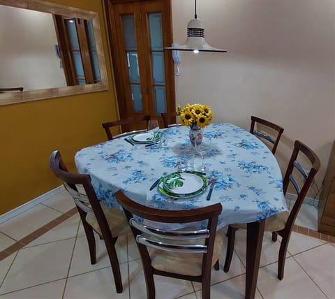 Apartamento Completo 2 Quartos Wi-Fi 300 Mbps Condo in Porto Alegre