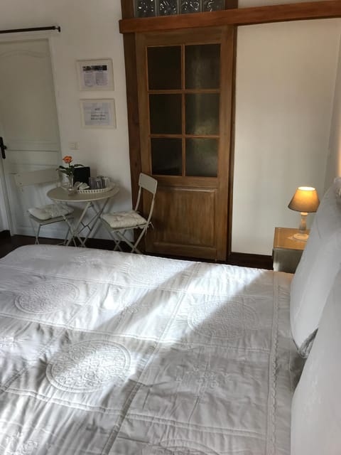 Rose Garden Mezzanine Bed and Breakfast in Giverny