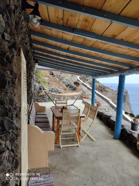 casa cueva el Pozo las Calcosas House in El Hierro