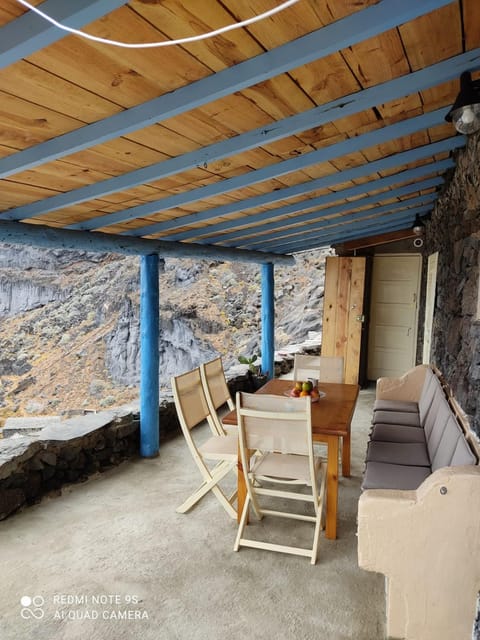 casa cueva el Pozo las Calcosas House in El Hierro