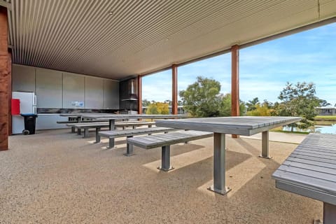 BBQ facilities, Communal kitchen