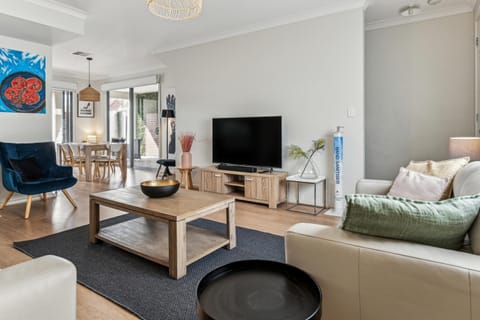 West Croydon Condo House in Adelaide