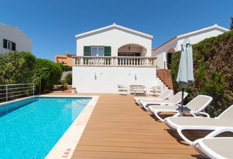 Villa Magnolia by Sonne Villas Villa in Serpentona