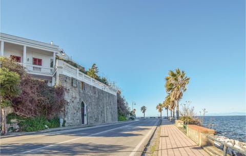 Cozy Home In Lacco Ameno Ischia Na With House Sea View Haus in Lacco Ameno