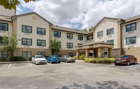 Extended Stay America Select Suites - Orlando - Maitland - 1760 Pembrook Dr Hotel in Maitland
