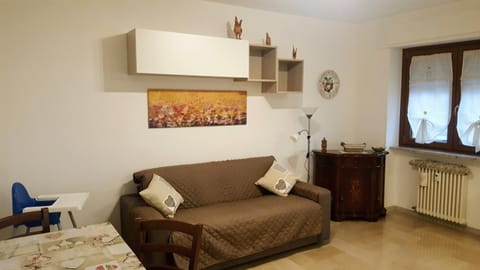 Casa della nonna per voi parcheggio gratuito condizionatore portatile CIR 0052 Apartment in Aosta