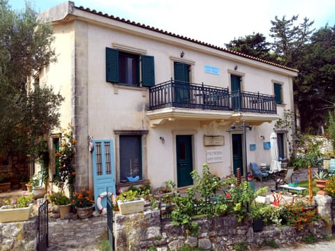 Property building, Facade/entrance