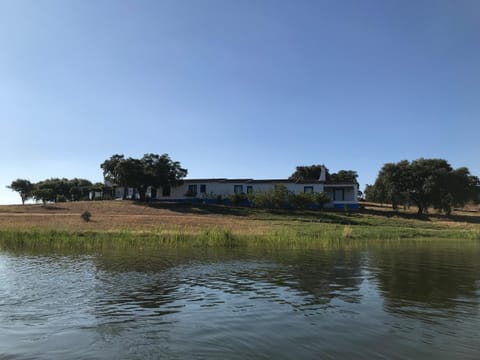 Neighbourhood, Natural landscape, Lake view