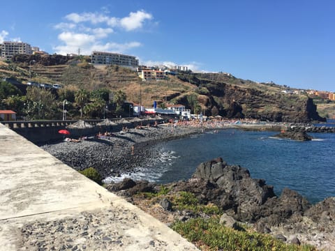 Tamariz Adventure - Sea View and Free Parking Condo in Caniço