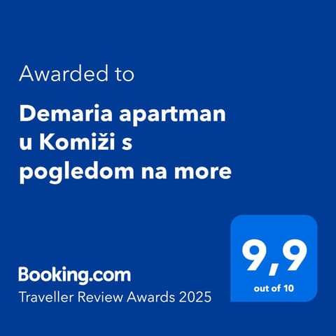 Demaria apartman u Komiži s pogledom na more Apartment in Komiža