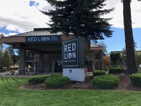 Red Lion Inn & Suites Deschutes River - Bend Hôtel in Bend
