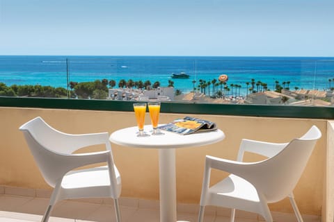 Hotel Marfil Playa Hotel in Sa Coma