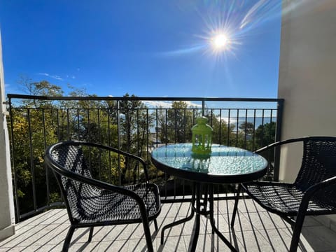 Balcony/Terrace, Quiet street view