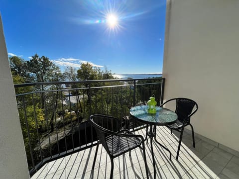 Balcony/Terrace, Balcony/Terrace