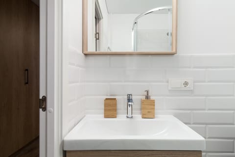 Shower, Bathroom, Photo of the whole room, Decorative detail