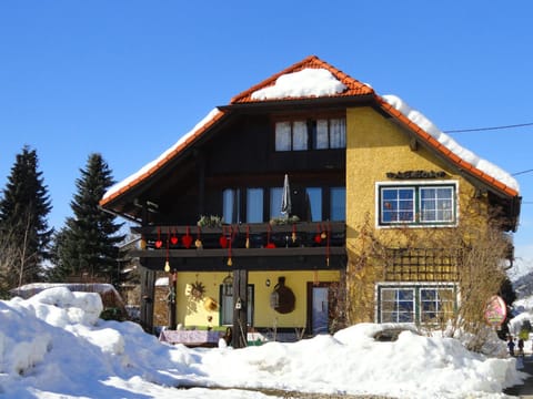 Facade/entrance, Winter