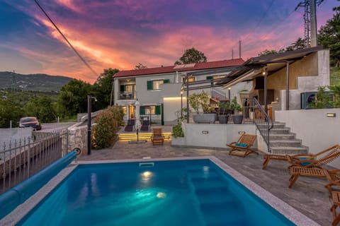 Property building, Swimming pool, Swimming pool, Sunrise, Sunset