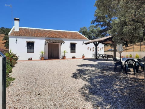 CASA RURAL LA DEHESILLA Country House in Sierra Norte de Sevilla