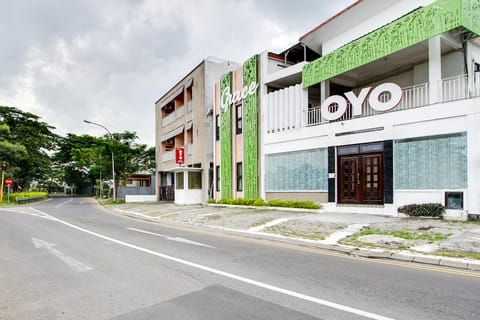 Property building, Facade/entrance