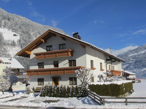 Haus Moikler Condo in Zell am Ziller