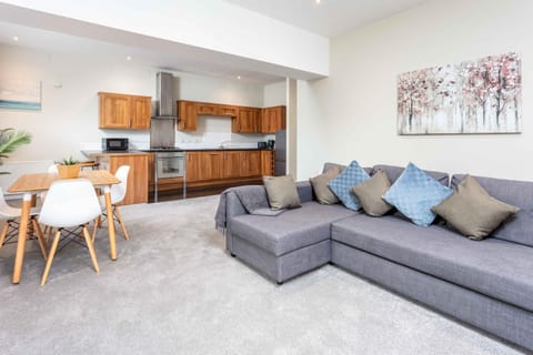 Granary Suite No3 - Donnini Apartments Apartment in Ayr
