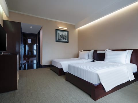 Manhattan Hotel Jakarta Hotel in South Jakarta City