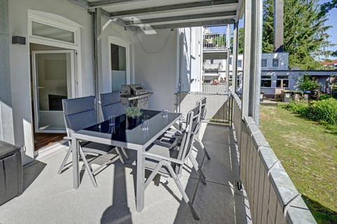 fewo1846 - Flensia - geschmackvoll eingerichtete Wohnung mit 2 Schlafzimmern und Balkon Condo in Flensburg