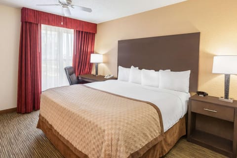Affordable Suites of America Detroit-Warren Hotel in Warren